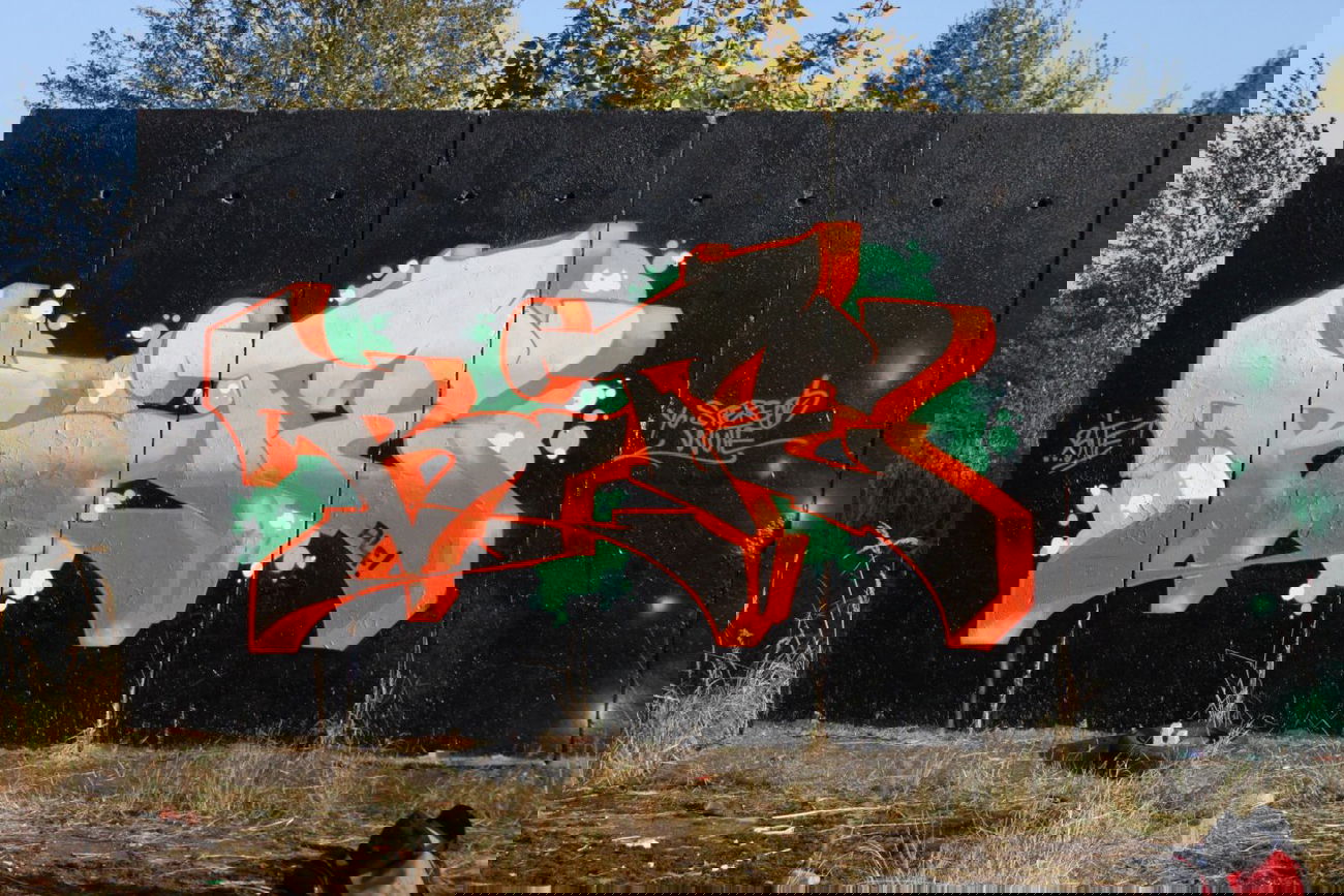 Graffiti Wall in Berlin - Photo by BiTE - Berlin, Hall, 2014 (2014)