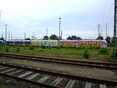 Graffiti Train in bremen - Photo by Bigchill - shotwo, tiamo, kine (2011)