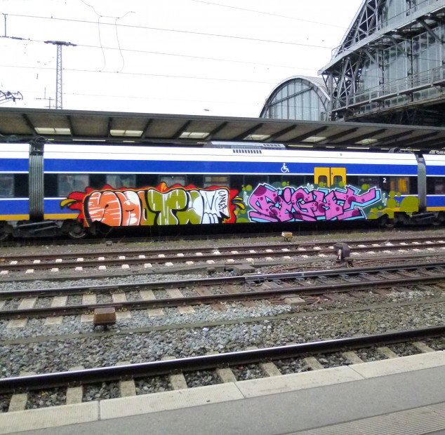 Graffiti Train in bremen - Photo by Bigchill - shotwo, fight (2012)