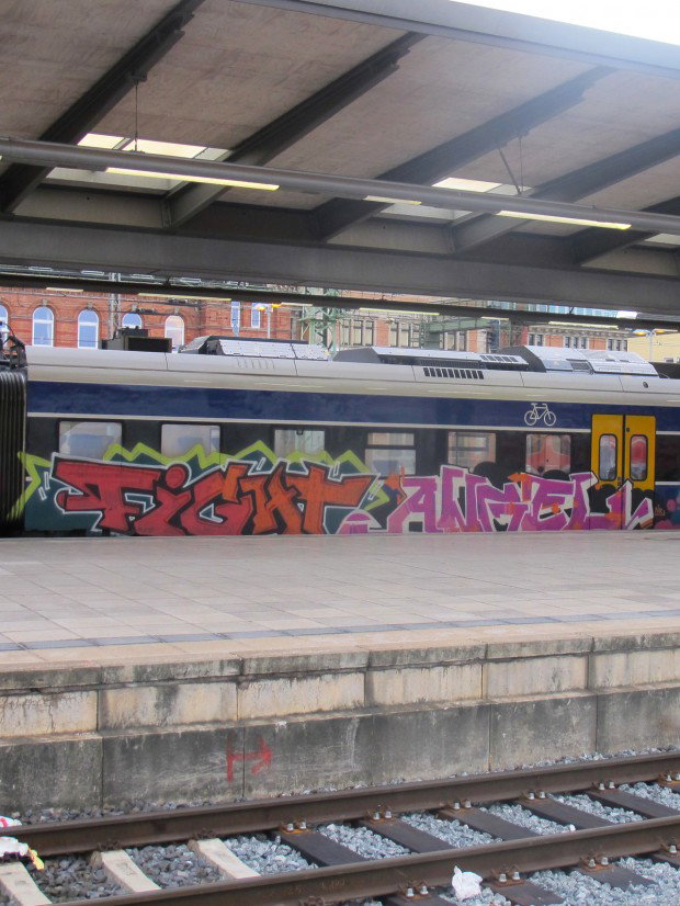 Graffiti Train in Bremen - Photo by Bigchill - fight, angel (2012)