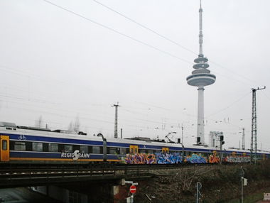 Graffiti Train in Bremen - Photo by Bigchill - kani, enik, sea (2012)