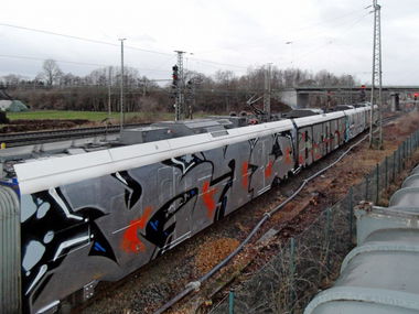 Graffiti Train in Bremen - Photo by Bigchill - kine, beast, sato (2011)