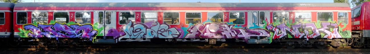 Graffiti Train - Photo by Bigchill - nk, moas, msk