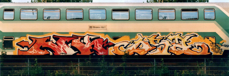 Graffiti Train - Photo by Bigchill - nk, das