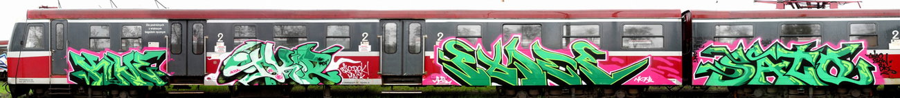Graffiti Train - Photo by Bigchill - kine, tkid, pojep