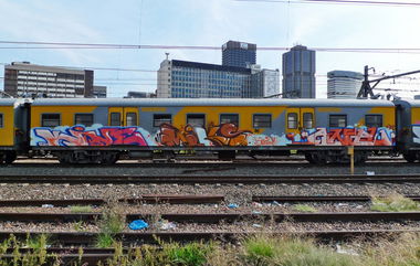 Graffiti Train - Photo by Bigchill - kine, mr., maks