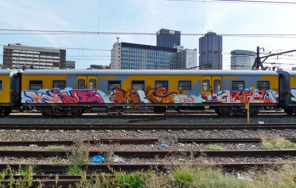 Graffiti Train - Photo by Bigchill - kine, mr., maks