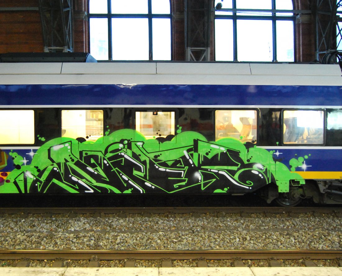 Graffiti Train - Photo by Bigchill - Niek
