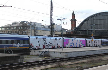 Graffiti Train - Photo by Bigchill (2014)