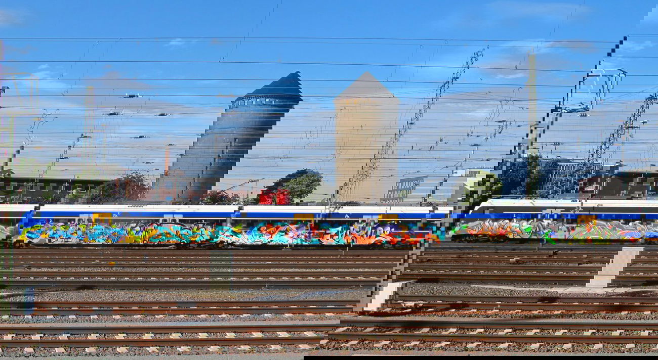 Graffiti Train - Photo by Bigchill - BEXTOWN