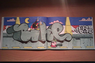 Graffiti Sketch in Warsaw - Photo by Biheroner (2013)