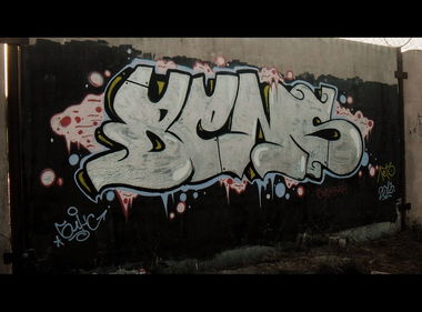 Graffiti Wall - Photo by Binser - ????, Bens (2013)