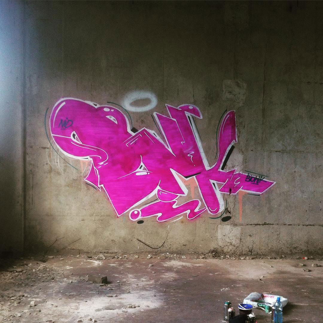 Graffiti Wall - Photo by Bionik