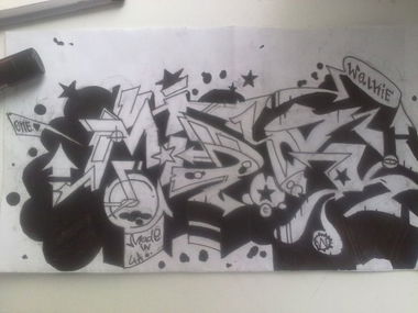 Graffiti Sketch in Kyiv - Photo by Bird - Bird (2013)