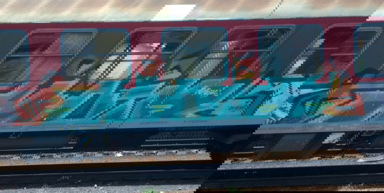 Graffiti Train - Photo by Bitumen - Mote, Bratislava