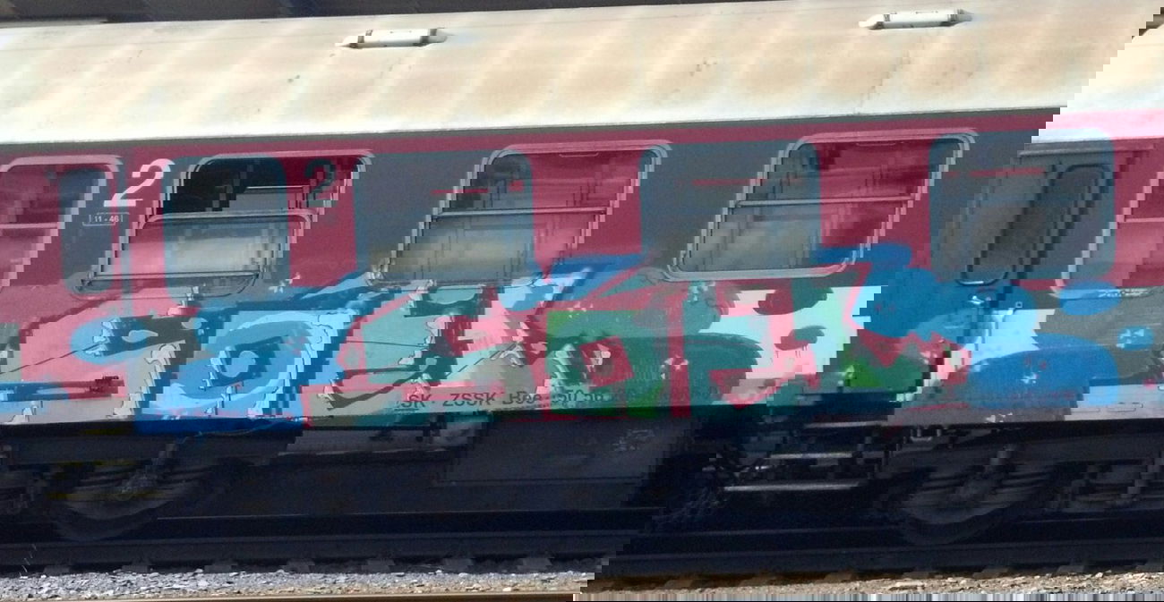 Graffiti Train - Photo by Bitumen - Soti, Bratislava