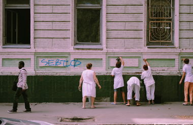 Graffiti Bombing - Photo by Bize38 - sebto (2013)