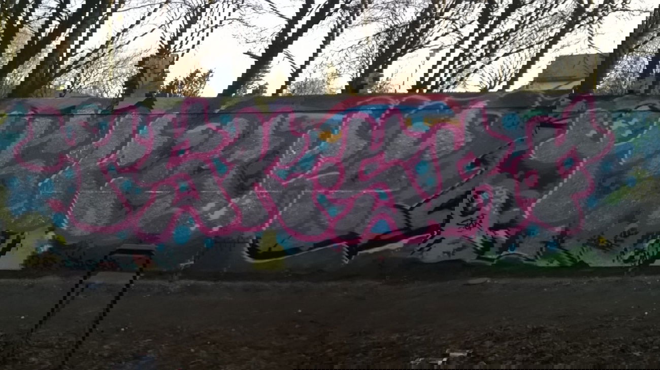 Graffiti Wall - Photo by BlackMamba - TSK, SRF (2015)