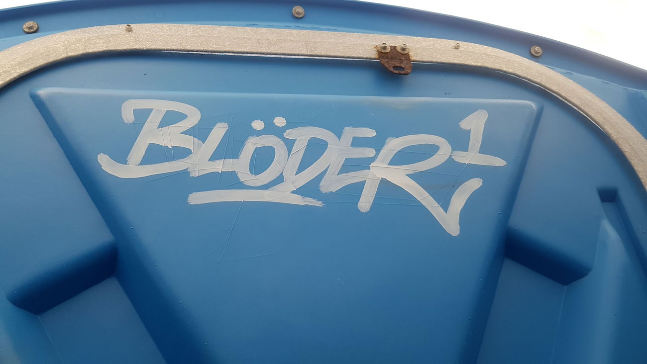 Graffiti Sketch - Photo by Bloede1 - Hgs, blöd, blöde (2018)
