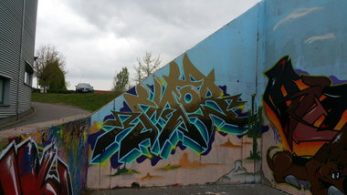 Graffiti Wall - Photo by Blunt_One - Imor, Trs