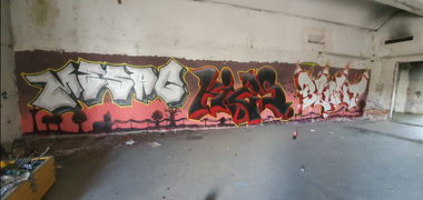 Graffiti Wall - Photo by Blunt_One