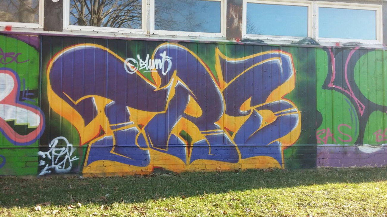 Graffiti Wall - Photo by Blunt_One (2016)