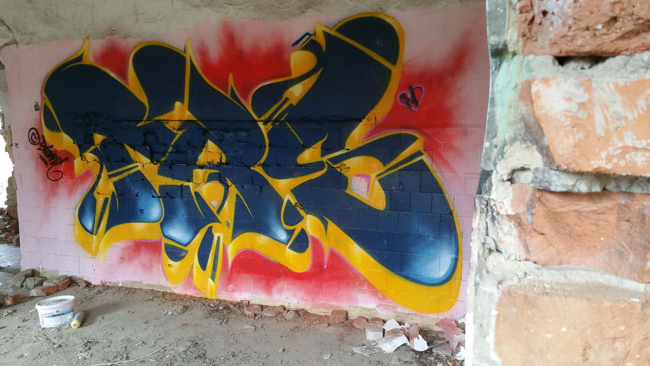 Graffiti Wall in Ketschkemet - Photo by Blunt_One (2017)