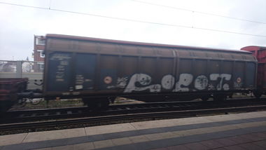 Graffiti Train in Hamburg  - Photo by BobBockwurst (2017)