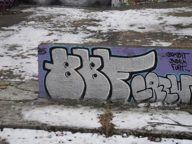 Graffiti Bombing - Photo by BomBingForever