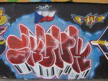 Graffiti Wall - Photo by BomBingForever