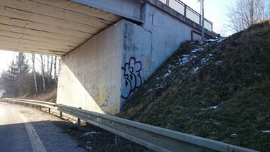 Graffiti Wall - Photo by BomBingForever