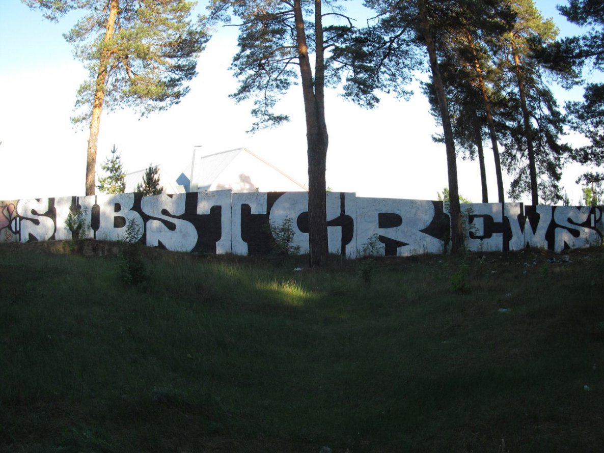 Graffiti Bombing - Photo by BombSistem