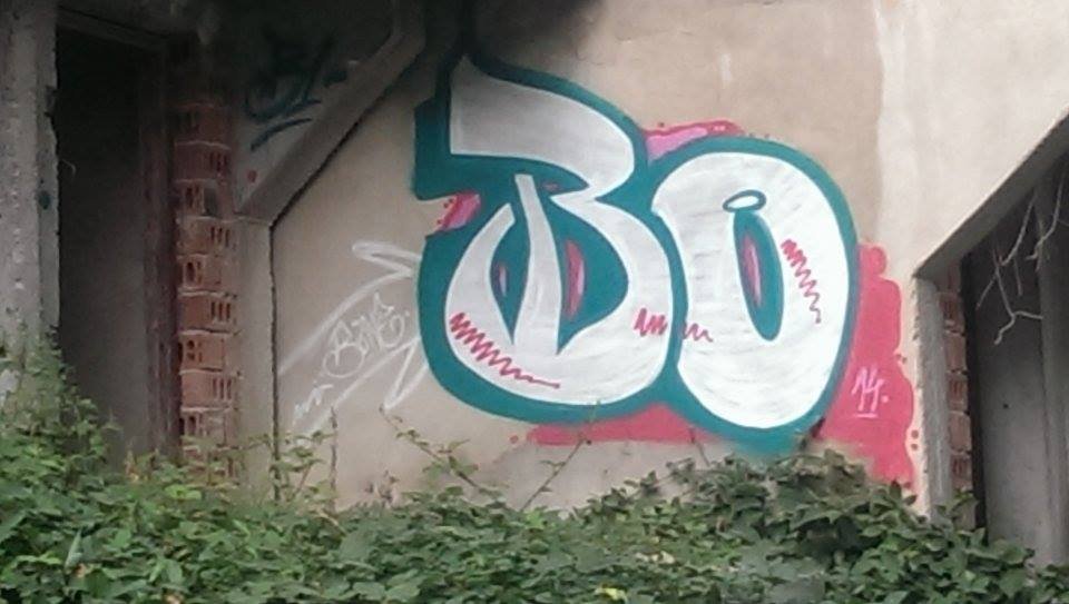 Graffiti Bombing in Balchik - Photo by Bonez - Bo, bone, bOne (2014)