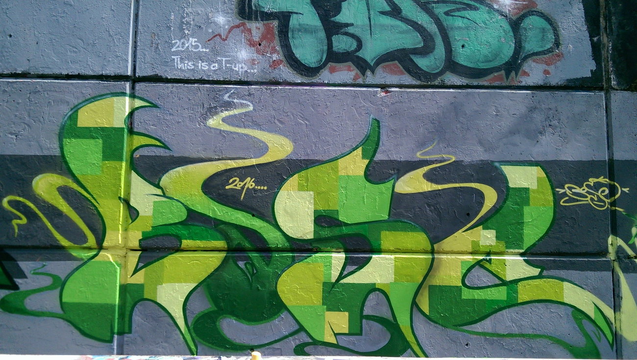 Graffiti Wall - Photo by Bose (2016)