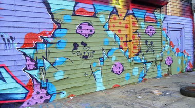 Graffiti Wall in New York - Photo by Boxeboxe - 5pointz (2013)