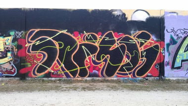 Graffiti Wall - Photo by Brain - Risk, Wall (2013)