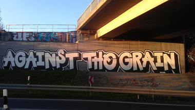 Graffiti Wall - Photo by Brain - Against, The, Grain
