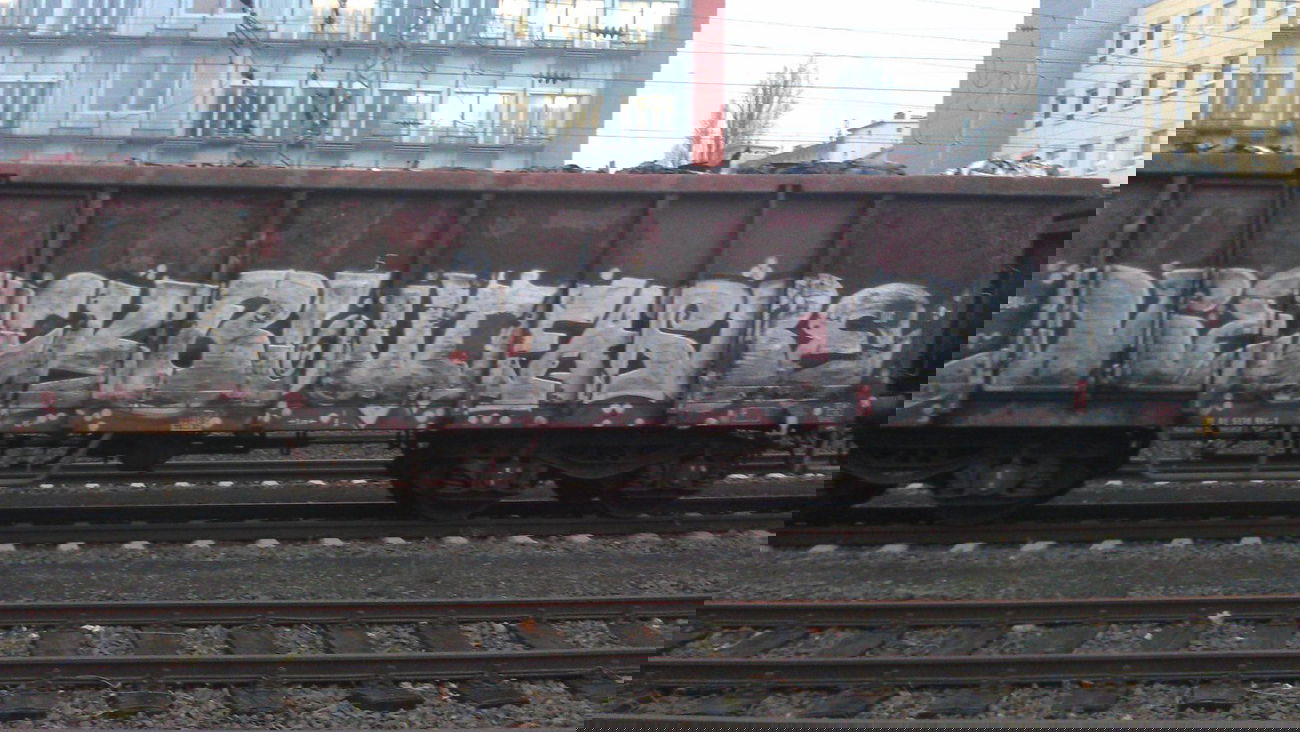 Graffiti Train - Photo by Brain - Dreck, Blut, Farbe