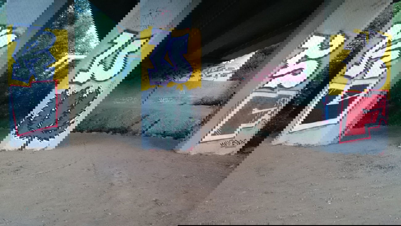 Graffiti Wall - Photo by Brain - UF, Ultras, 97