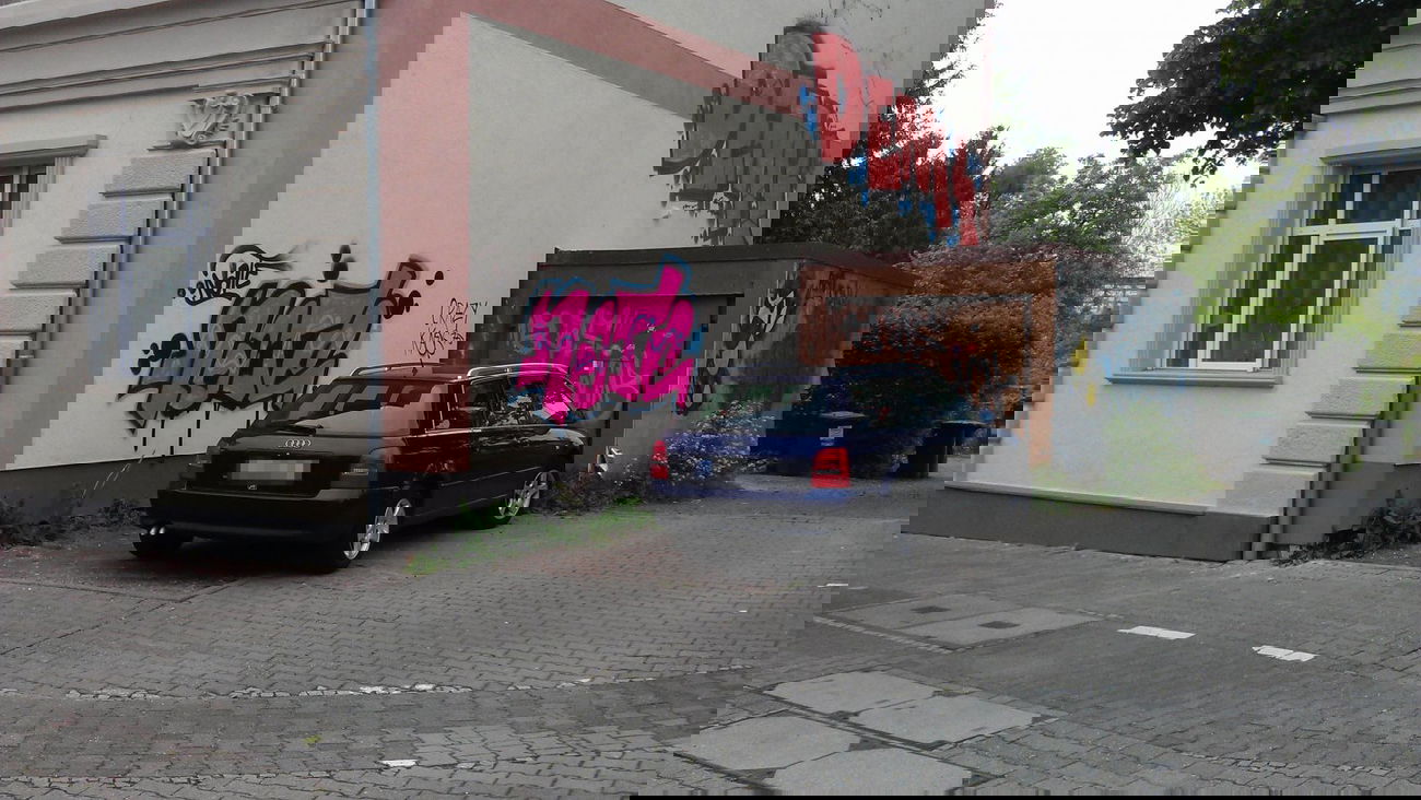 Graffiti Wall - Photo by Brain - Nate, Denk, Rias