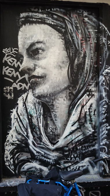 Graffiti Wall - Photo by Brain - raouf, keny, adn