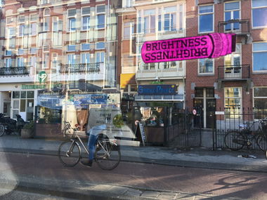 Graffiti Street Art in Амстердам - Photo by Brightness2000 - brightness2000, street, art (2016)