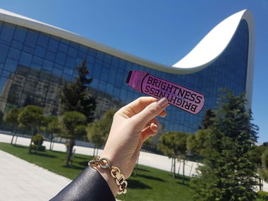 Graffiti Street Art in Гейдар Алиев Центр - Photo by Brightness2000 - brightness2000, street, art (2017)