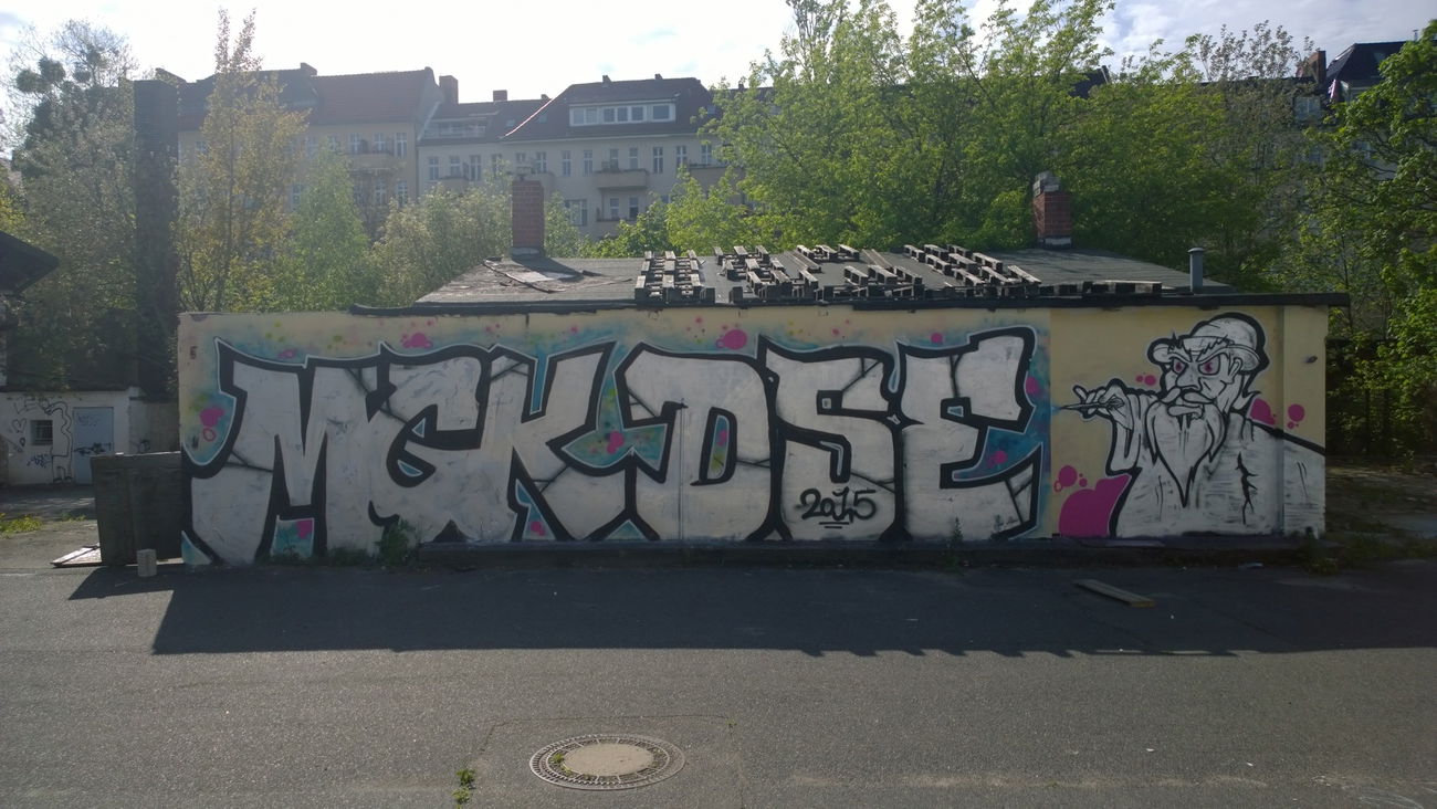 Graffiti Wall - Photo by Brink - MGK, DSE, S25