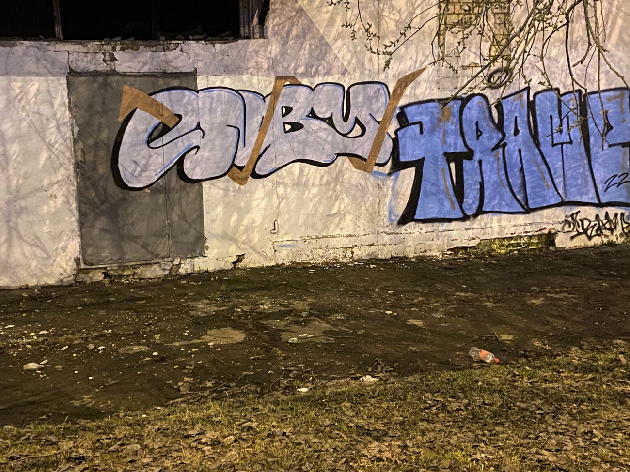 Graffiti Wall - Photo by BugZBuNNy (2022)