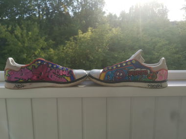 Graffiti Artwork - Photo by BugZBuNNy