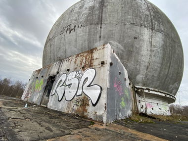 Graffiti Wall - Photo by BugZBuNNy