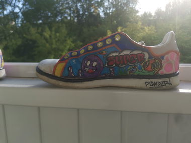 Graffiti Artwork - Photo by BugZBuNNy