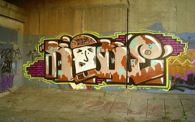 Graffiti Street Art - Photo by BuhR (2009)