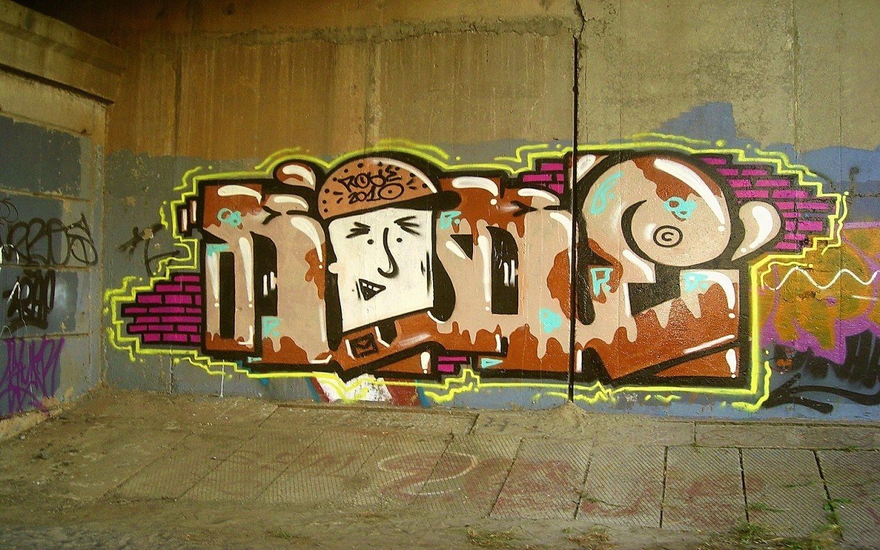 Graffiti Street Art - Photo by BuhR (2009)